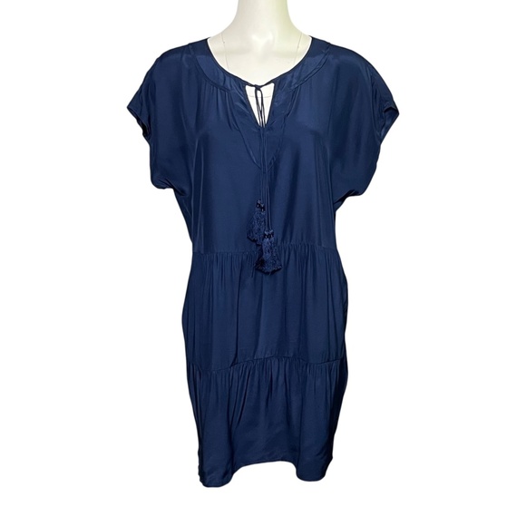 Marie Oliver Silk Navy Blue Keyhole Boxy Shift Tiered Mini Dress Size Medium - Picture 2 of 9